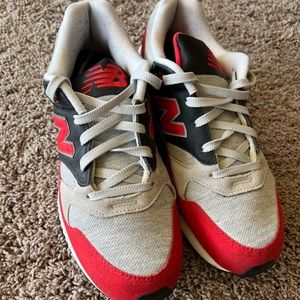 New Balance- 530’s